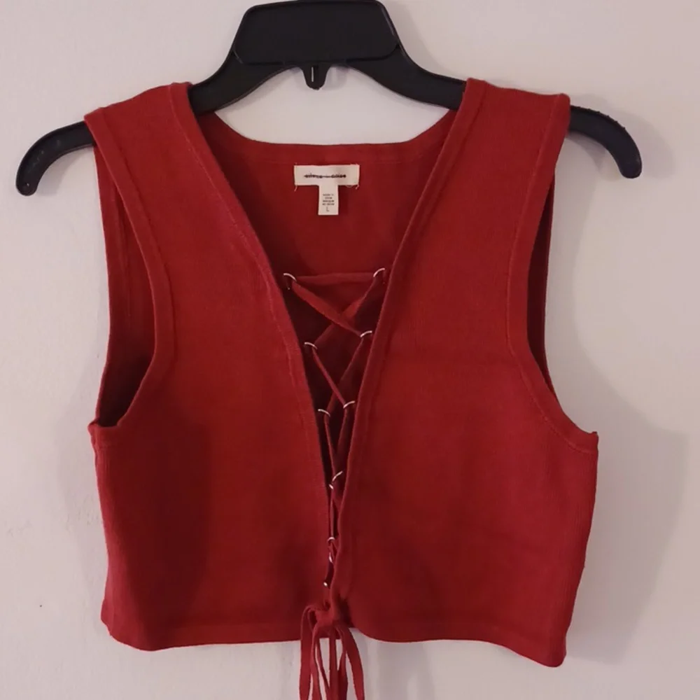 Lace up front crop top from Urban Outfitters - Picture 2 of 5